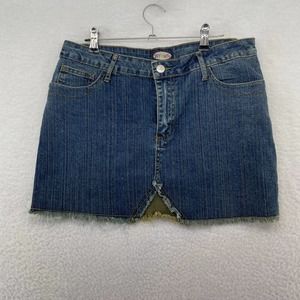 Zoey Beth womens Skirt size medium Denim mini cameo pockets Y2K 2000s edgy rock
